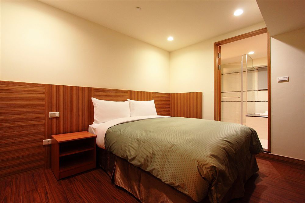 Itrip Taipei Inn Bagian luar foto