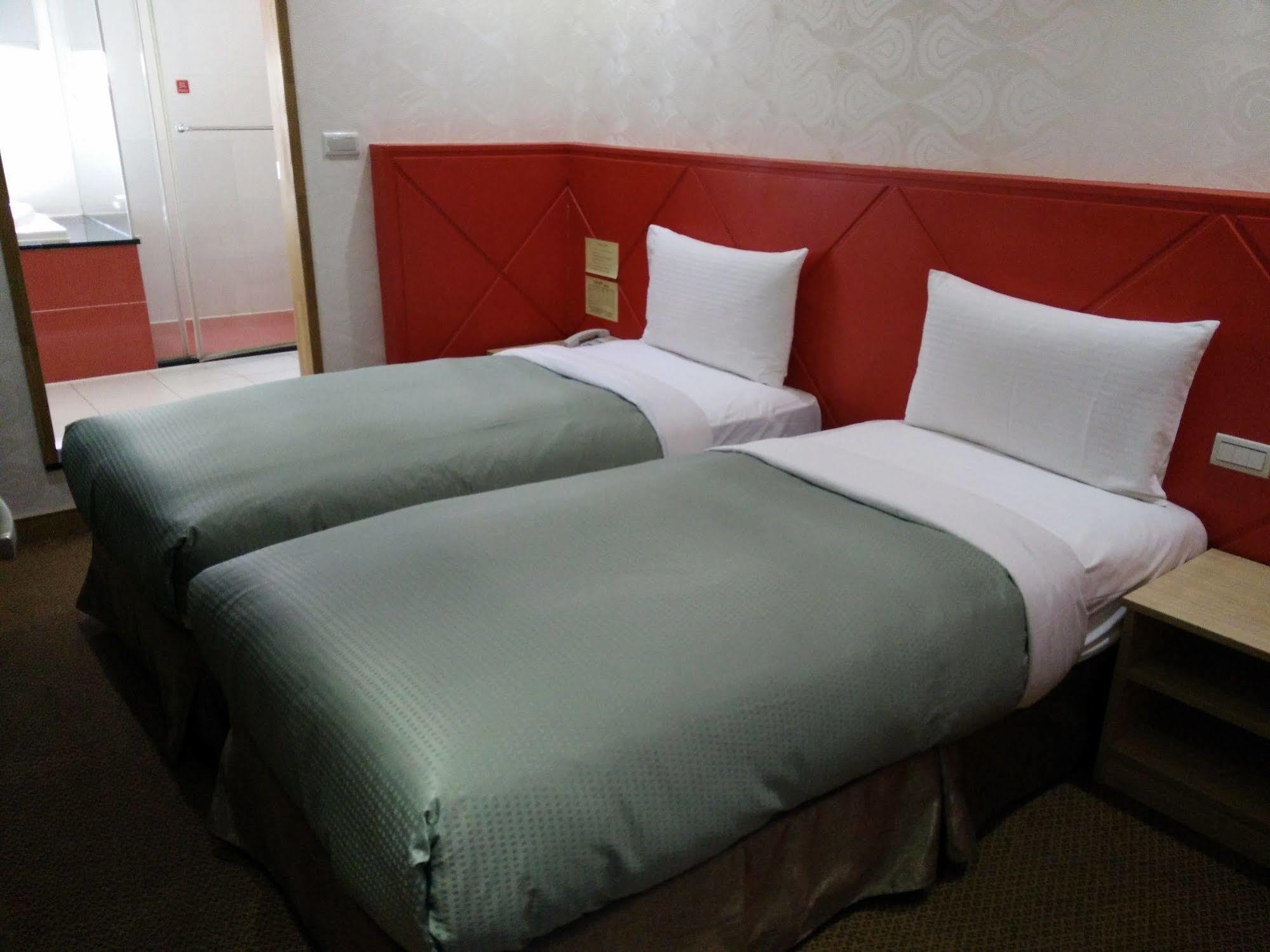 Itrip Taipei Inn Bagian luar foto